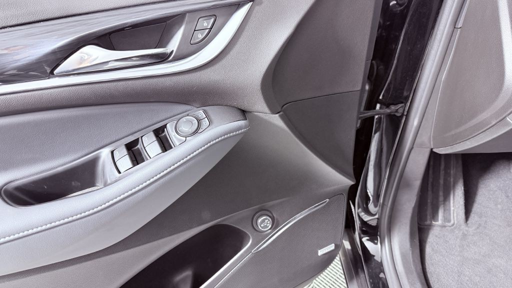 2022 Buick Enclave Image 11