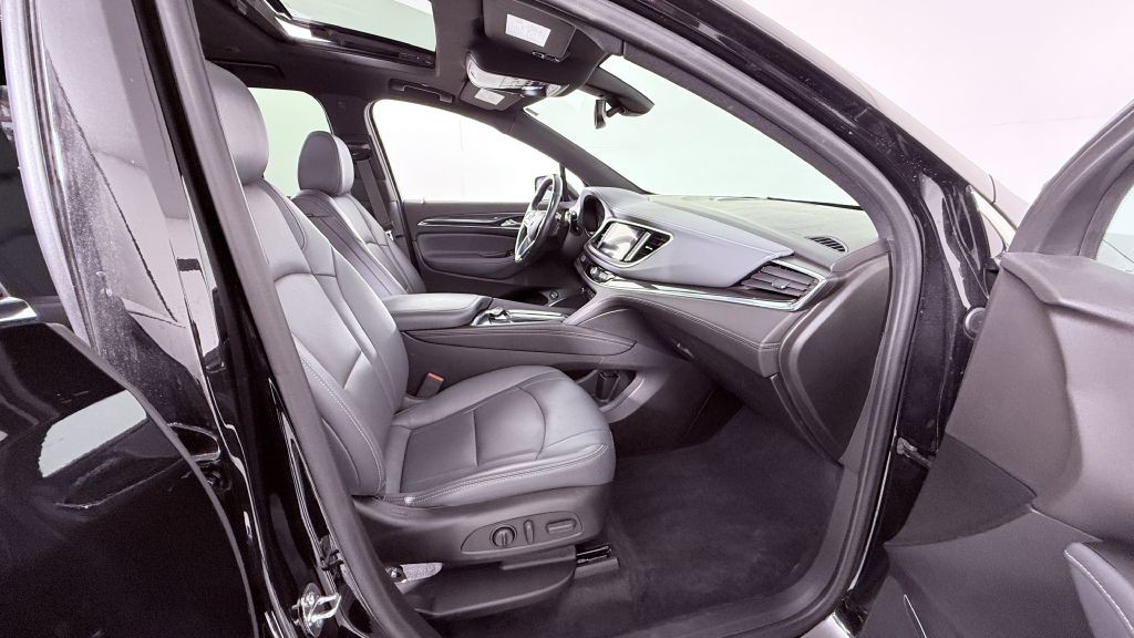 2022 Buick Enclave Image 28