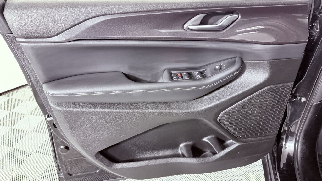 2023 Jeep Grand Cherokee Image 10