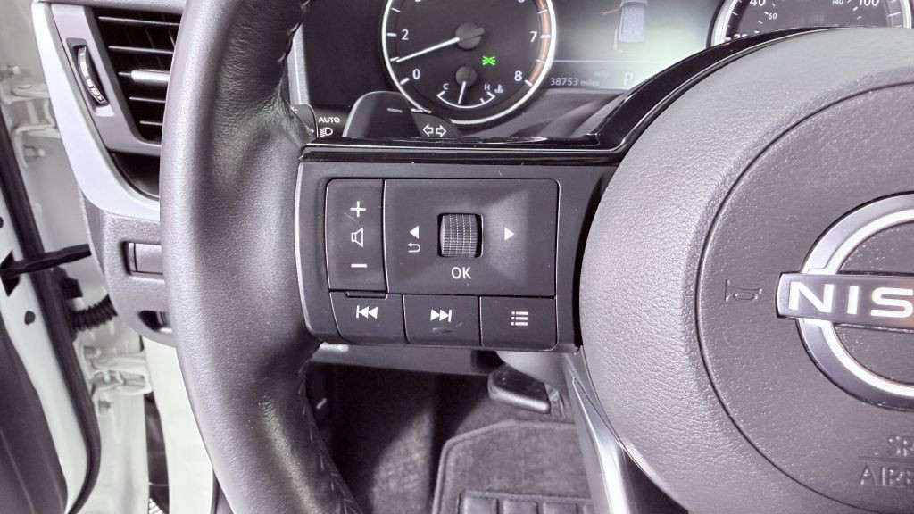 2023 Nissan Rogue Image 12