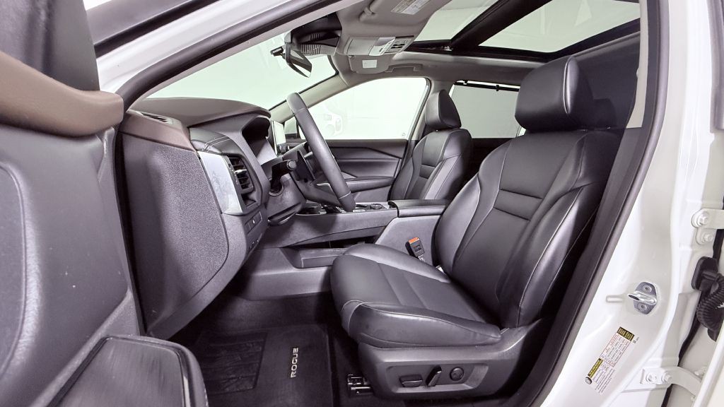 2023 Nissan Rogue Image 18