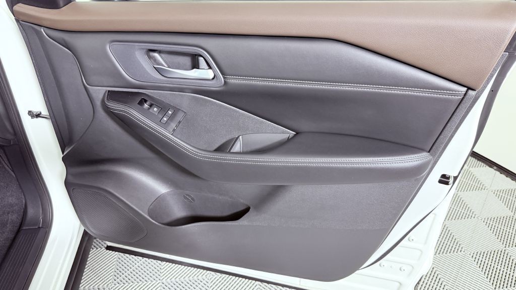 2023 Nissan Rogue Image 26