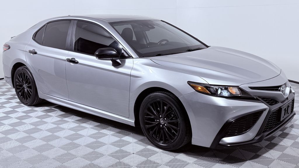 2022 Toyota Camry Image 1