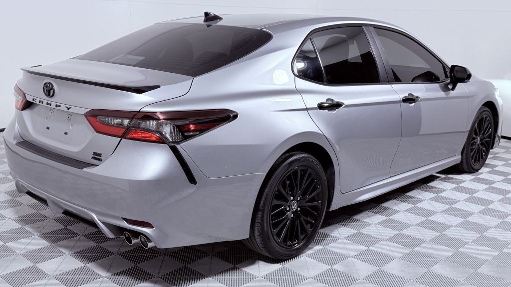 2022 Toyota Camry Image 3
