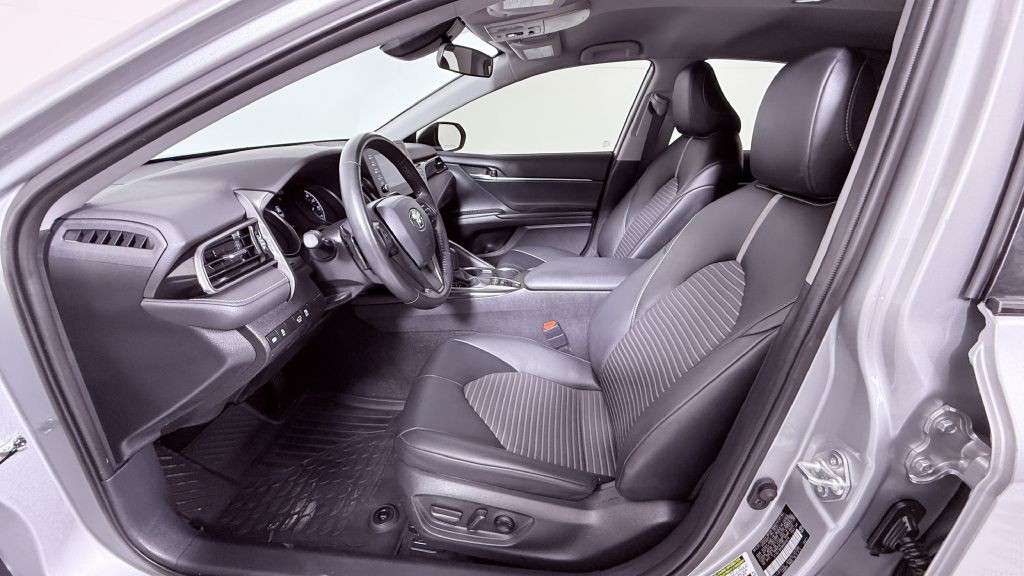 2022 Toyota Camry Image 9