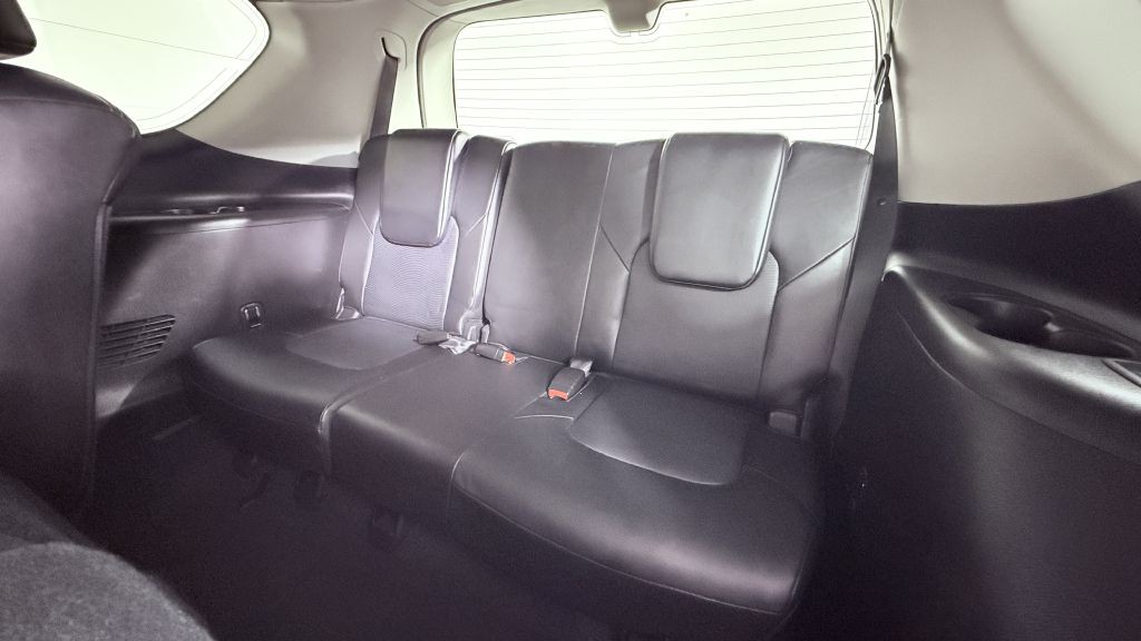 2019 Nissan Armada Image 25