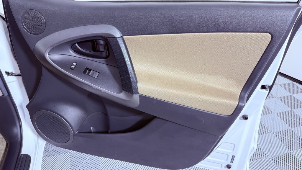 2009 Toyota Rav4 Image 19