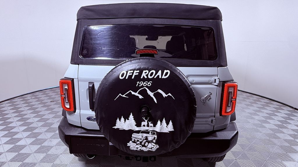 2022 Ford Bronco Image 4