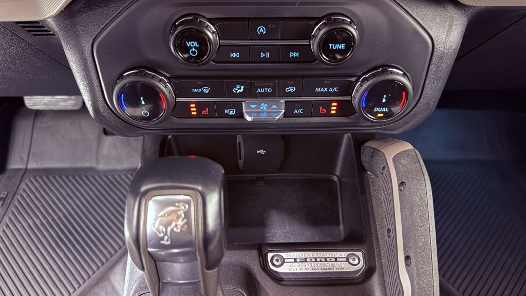 2022 Ford Bronco Image 15