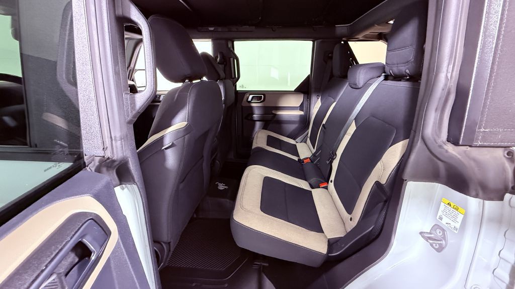 2022 Ford Bronco Image 21