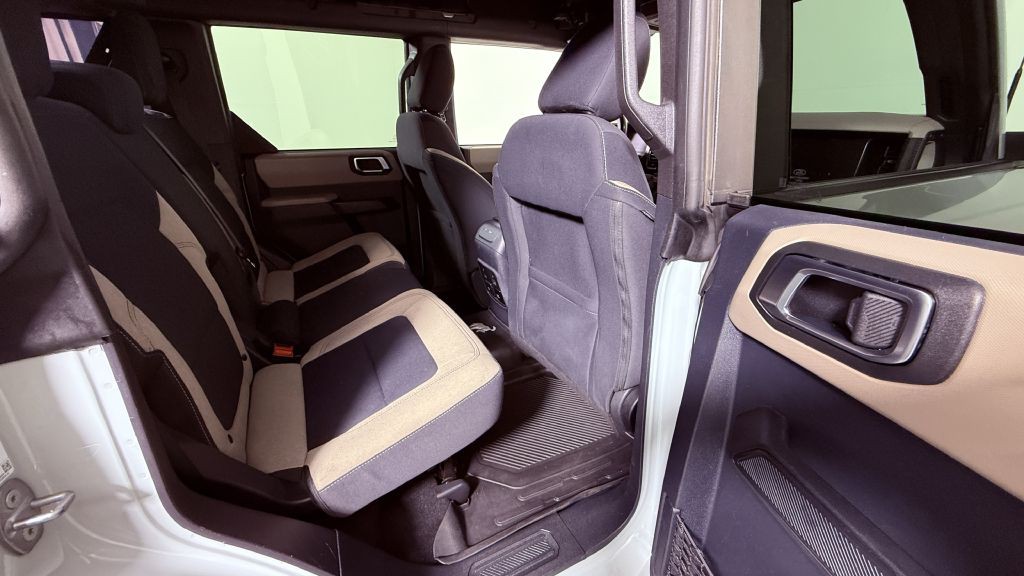 2022 Ford Bronco Image 24