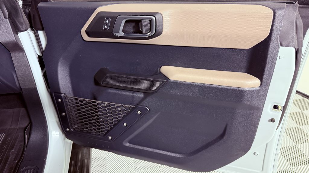 2022 Ford Bronco Image 27