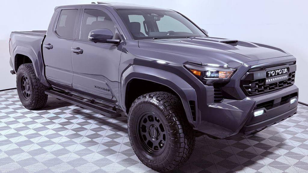 2024 Toyota Tacoma Image 1