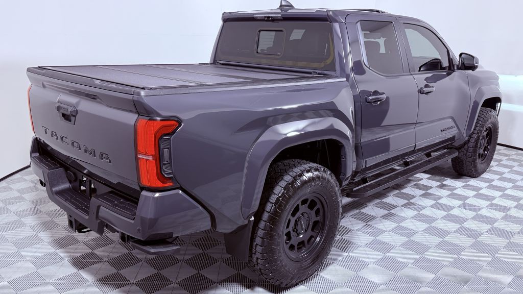 2024 Toyota Tacoma Image 3