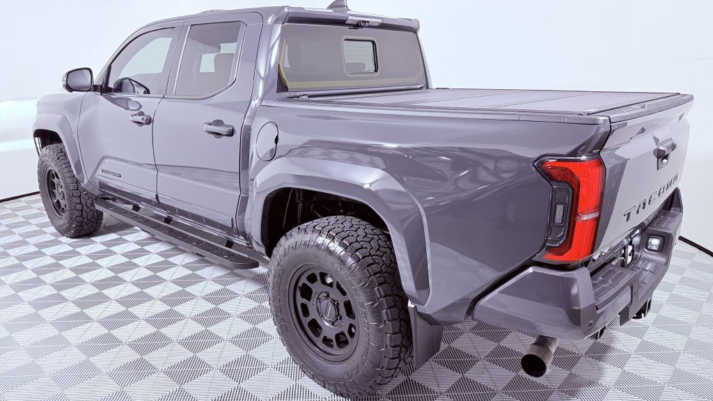 2024 Toyota Tacoma Image 6