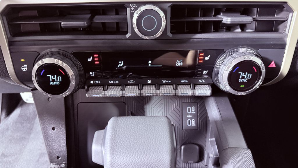 2024 Toyota Tacoma Image 18