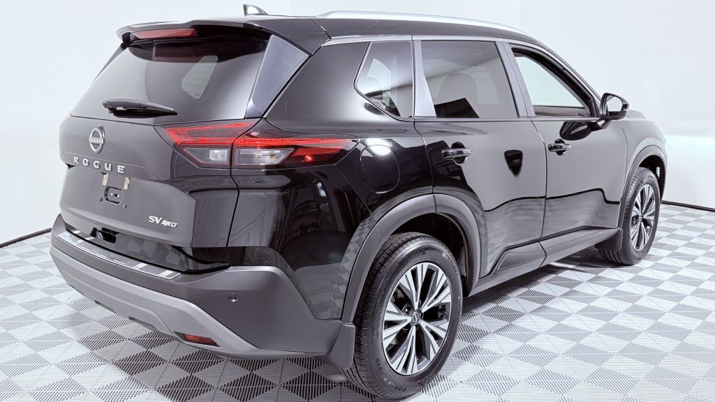 2023 Nissan Rogue Image 3