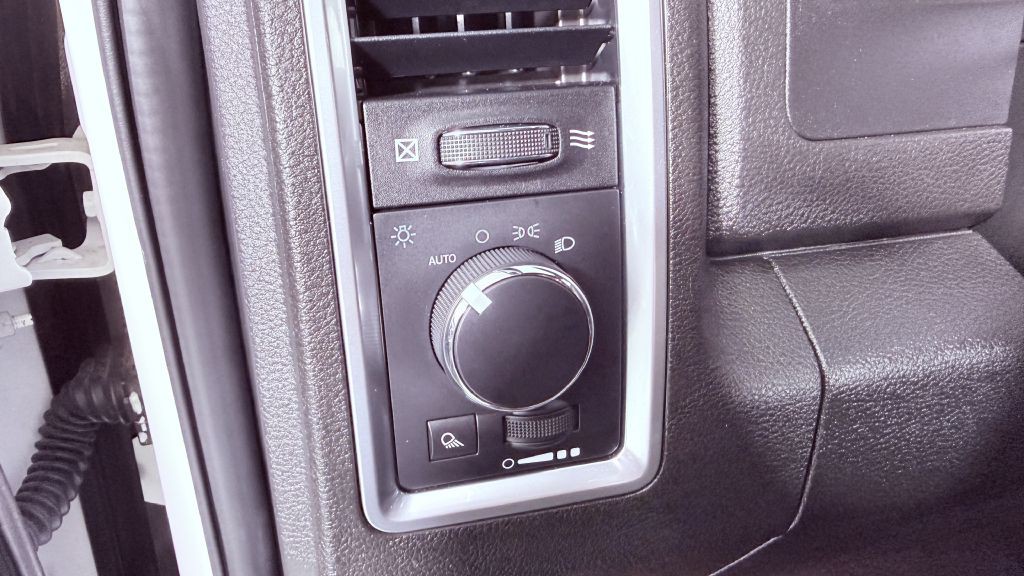 2021 RAM 1500 Image 12