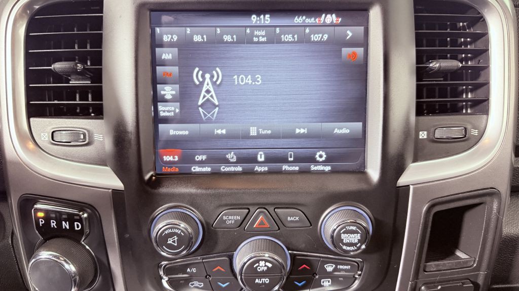 2021 RAM 1500 Image 17