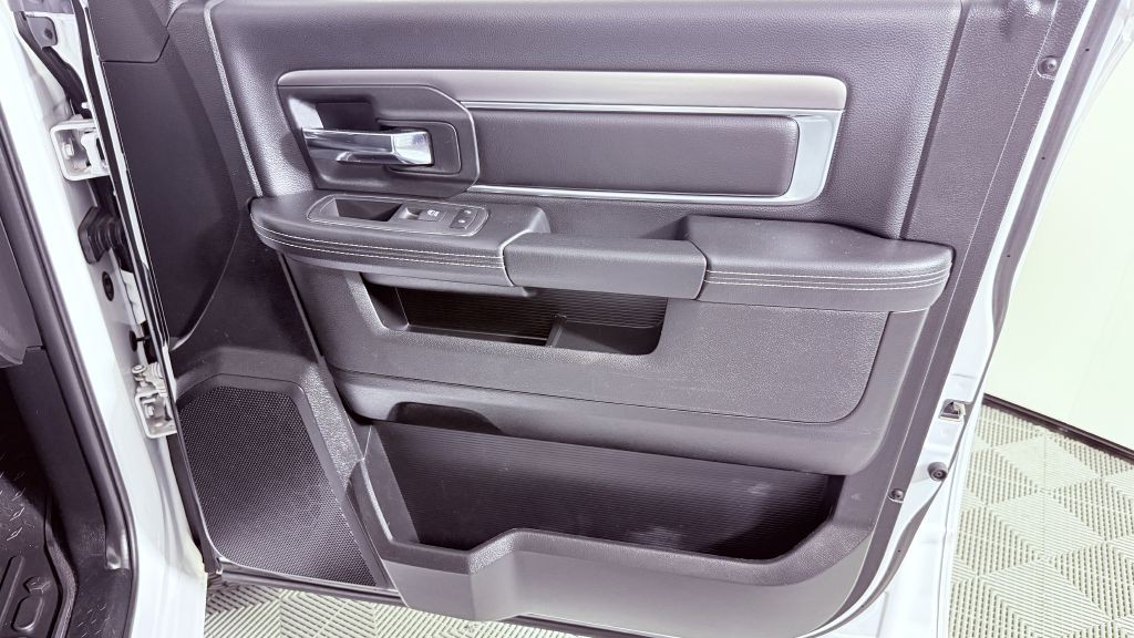 2021 RAM 1500 Image 26