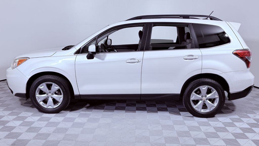2015 Subaru Forester Image 6