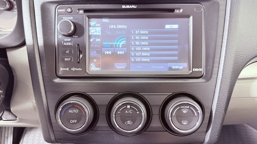 2015 Subaru Forester Image 11