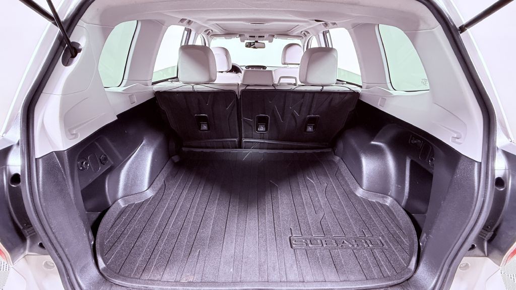 2015 Subaru Forester Image 17