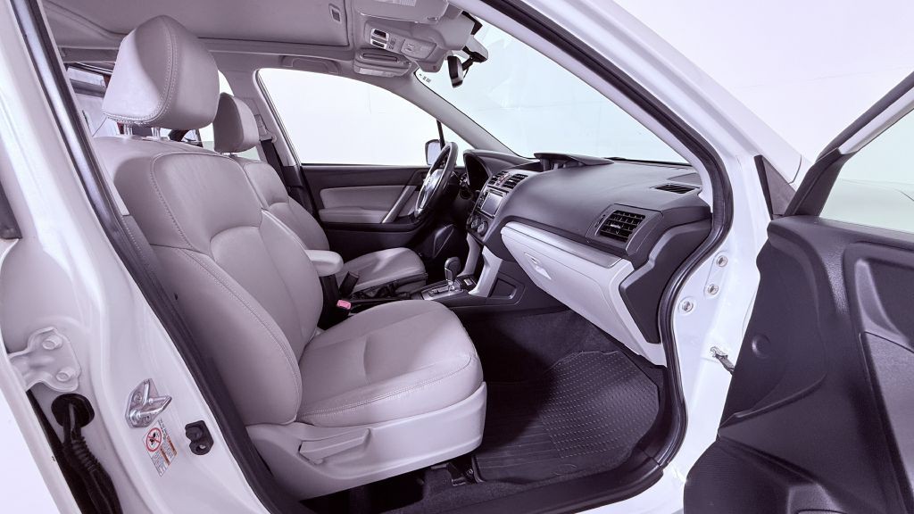 2015 Subaru Forester Image 21
