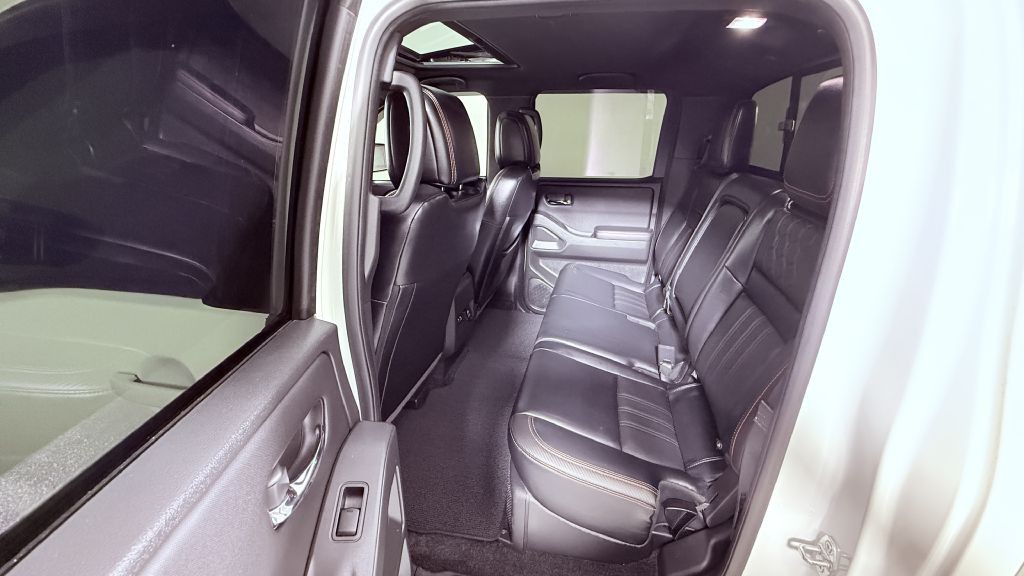 2023 Nissan Frontier Image 23
