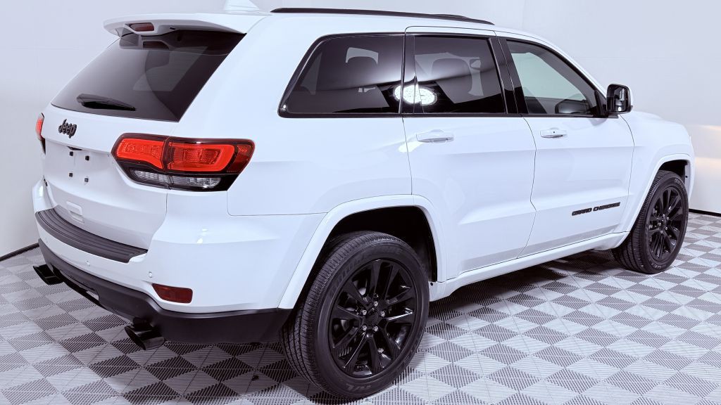 2019 Jeep Grand Cherokee Image 3