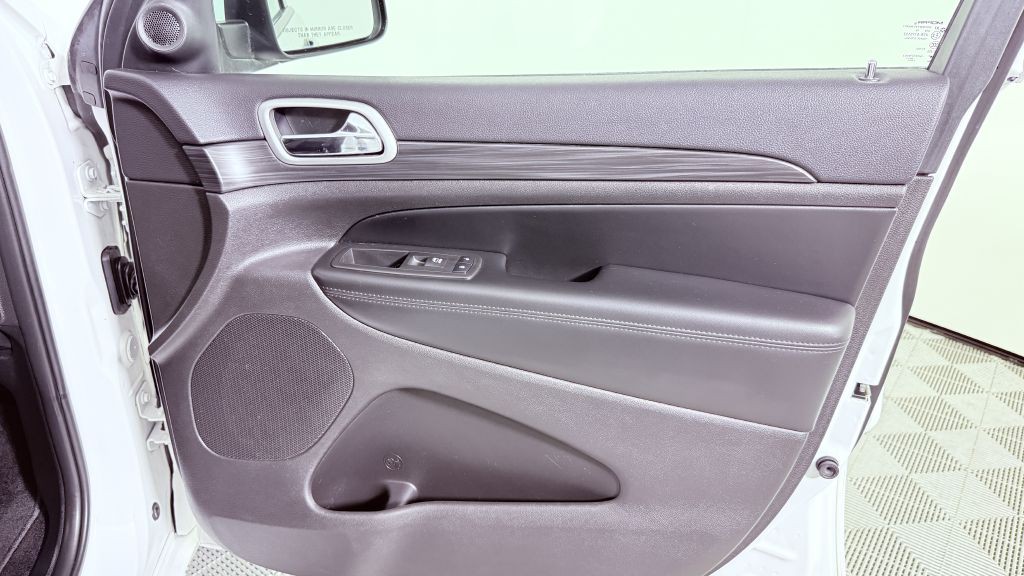 2019 Jeep Grand Cherokee Image 23