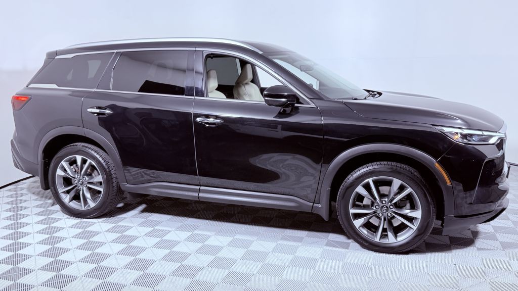 2023 INFINITI QX60 Image 2