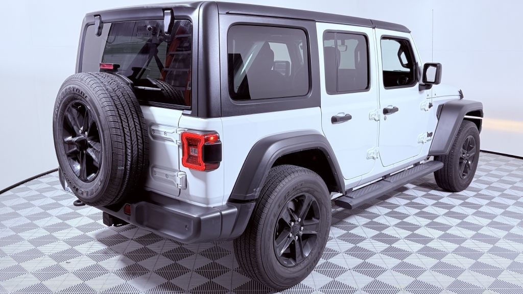 2022 Jeep Wrangler Unlimited Image 3