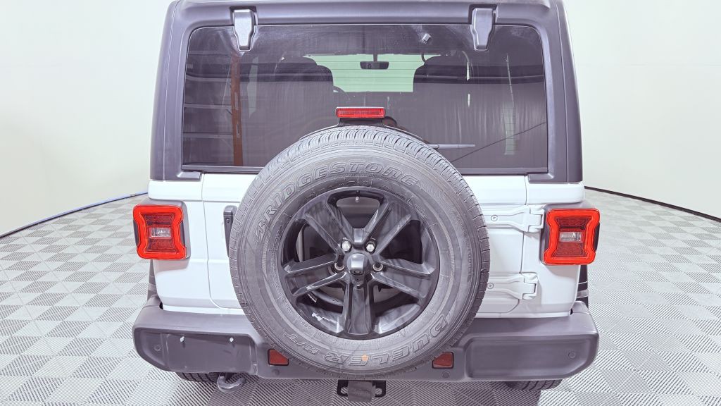 2022 Jeep Wrangler Unlimited Image 4