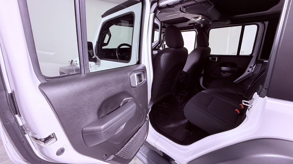 2022 Jeep Wrangler Unlimited Image 18