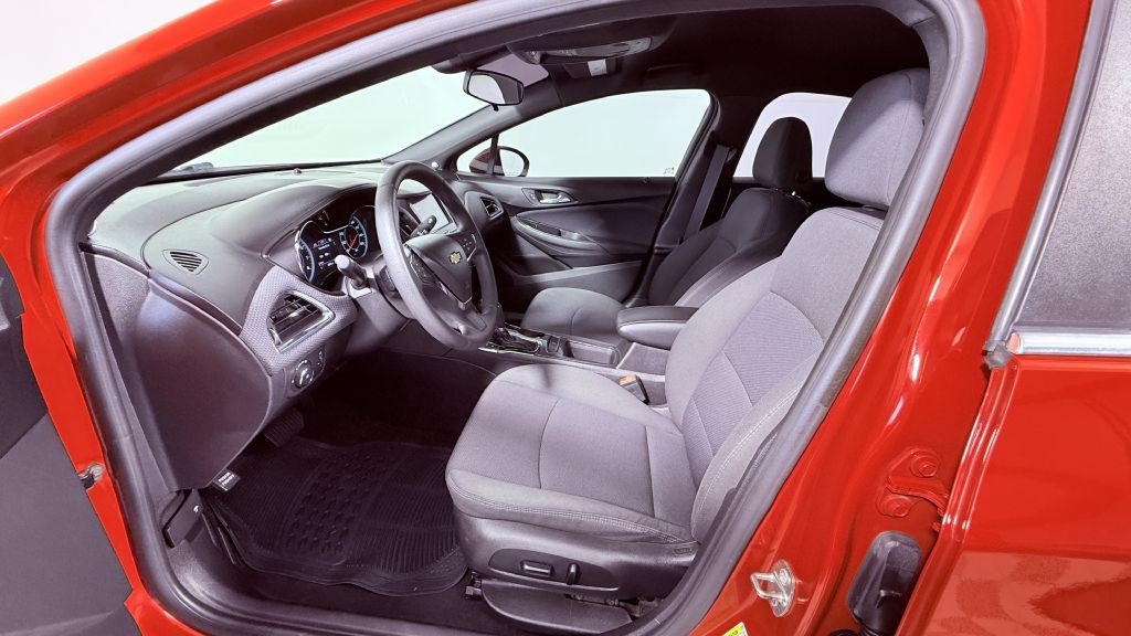 2017 Chevrolet Cruze Image 9