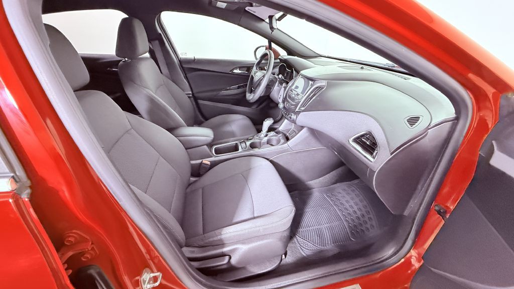 2017 Chevrolet Cruze Image 21