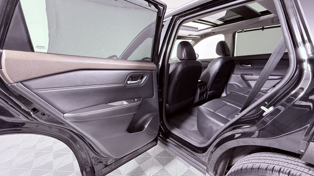 2023 Nissan Rogue Image 19