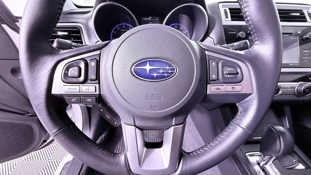 2016 Subaru Legacy Image 13