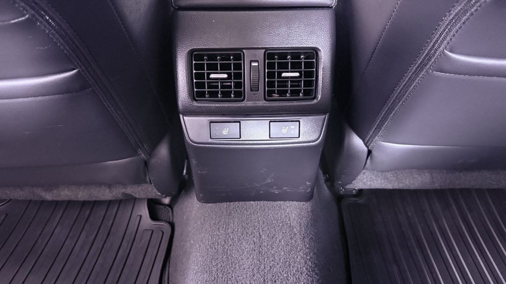 2016 Subaru Legacy Image 23