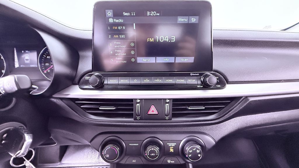 2021 Kia Forte Image 8