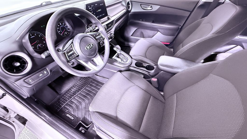 2021 Kia Forte Image 9