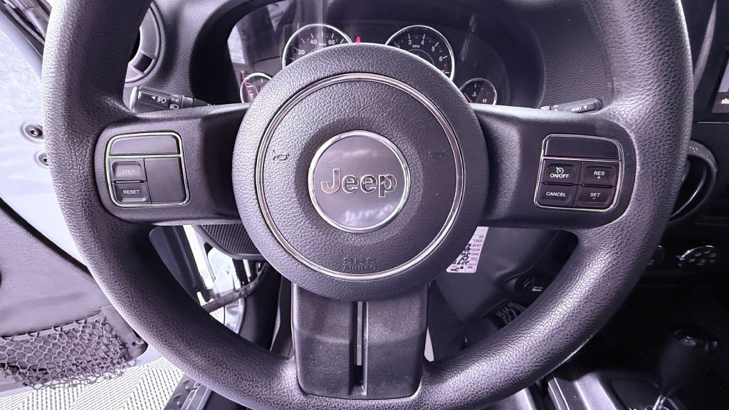 2014 Jeep Wrangler Image 10
