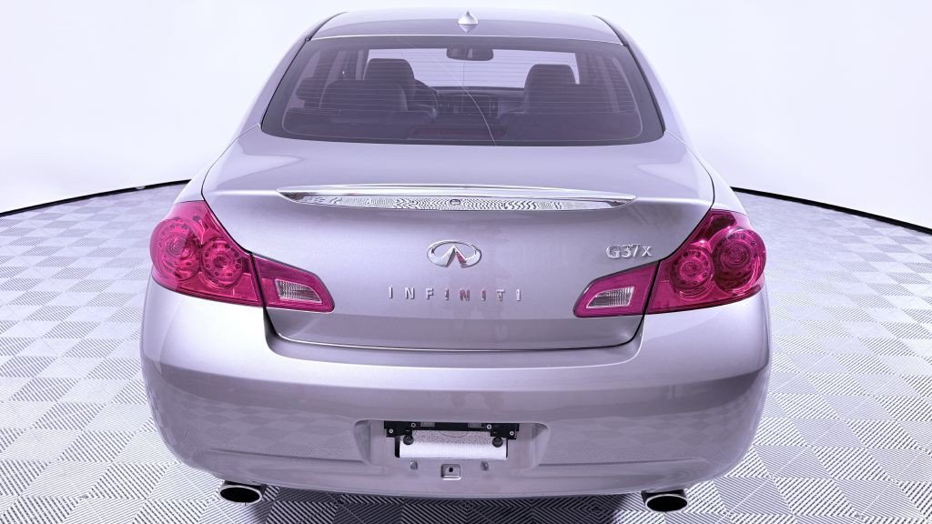 2009 INFINITI G37 Image 4