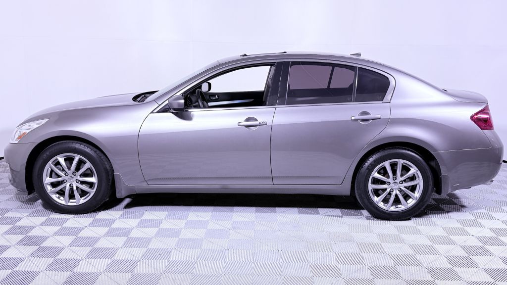 2009 INFINITI G37 Image 6