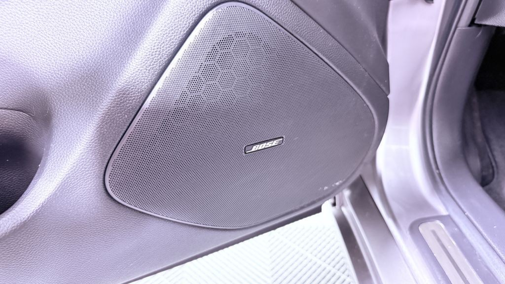 2009 INFINITI G37 Image 10