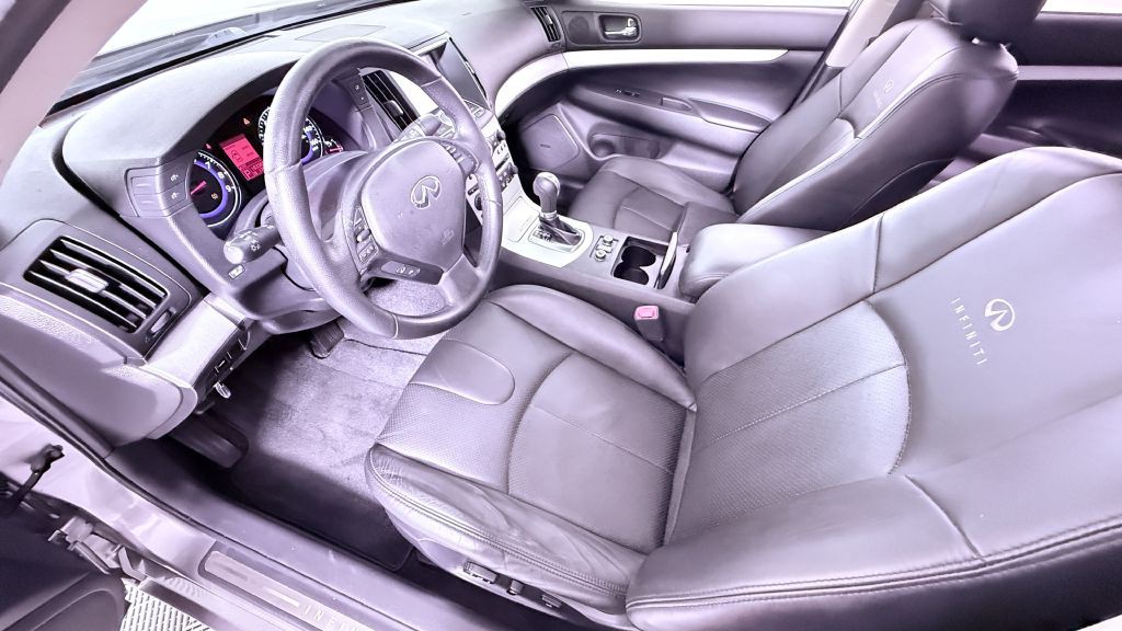 2009 INFINITI G37 Image 14