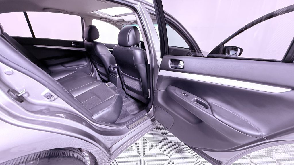 2009 INFINITI G37 Image 20