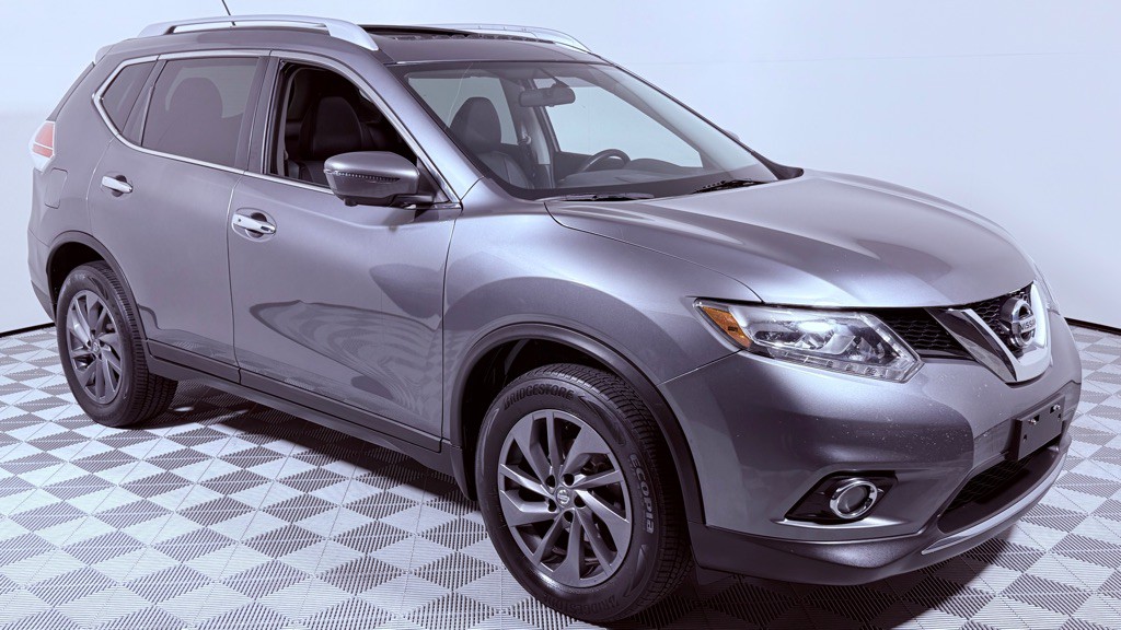 2016 Nissan Rogue Image 1