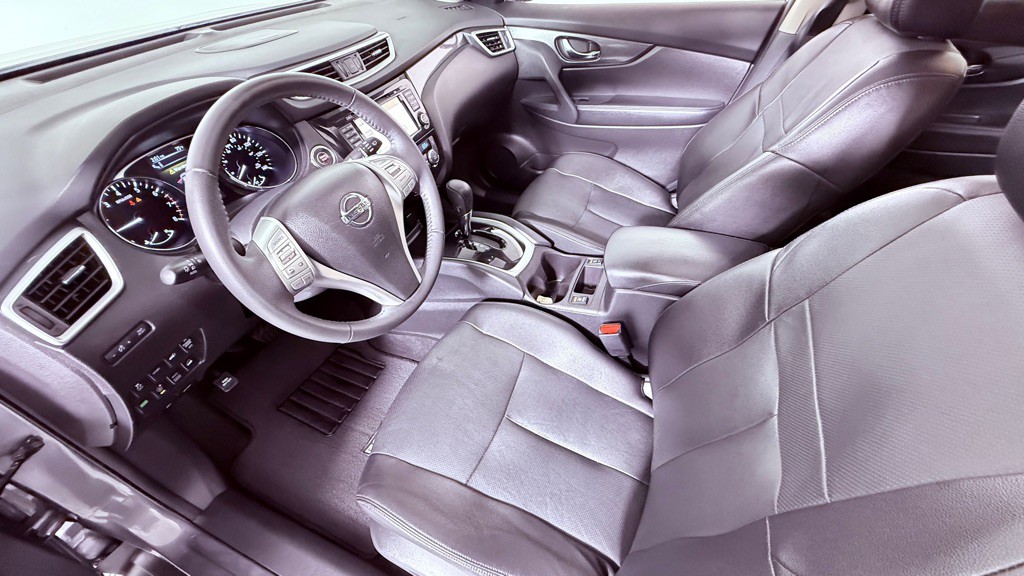 2016 Nissan Rogue Image 14